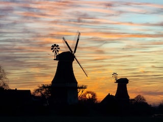 Greetsieler. Zwillingsmühlen