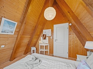 Schlafzimmer 2 mit Doppelbett