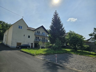 Gebäudeansicht vom Wiesengrund