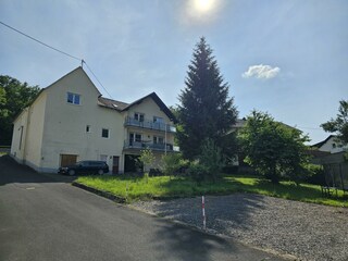 Gebäudeansicht vom Wiesengrund