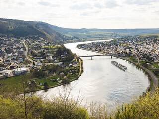 Blick auf Mehring vom Aussichtspunkt Huxley