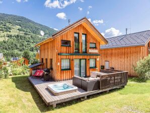 Lavish chalet with whirlpool