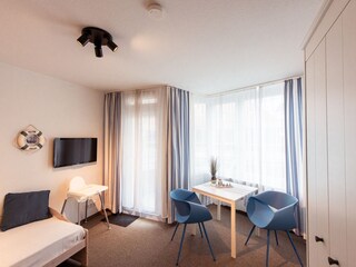 großes Schlafzimmer 3 mit Platz zum Spielen