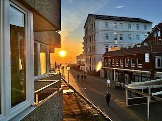 Sonnenuntergang vom Balkon