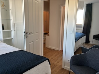 Schlafzimmer 1 - Flurblick