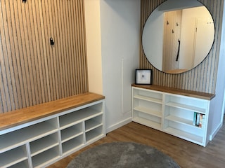 großzügiger Wohnungsflur