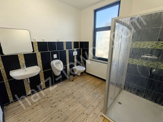 Badezimmer 2 (1)