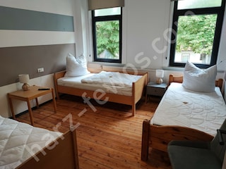 Schlafzimmer (7)