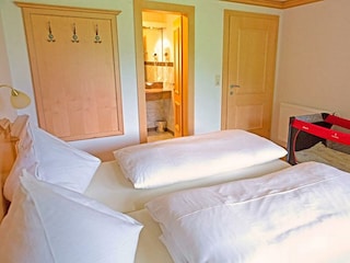 Bischofsmütze Schlafzimmer 2