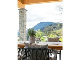Terrasse mit Bergblick