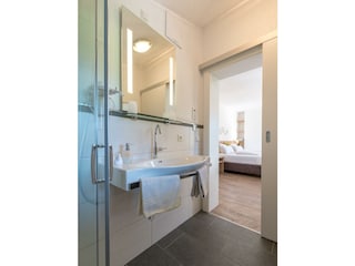 Dusche mit Komforteinstieg