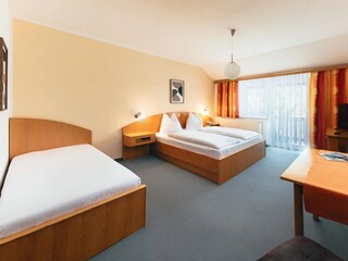 B&B Number 1 - Dreibettzimmer - Natur