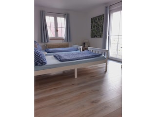 Schlafzimmer mit 2 Einzelbetten