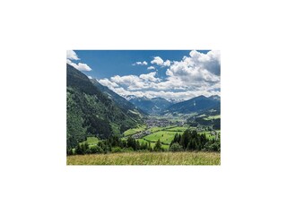 Blick nach Bad Hofgastein Almwiese Bergpanorama (c