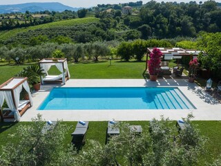 Villa Monticelli - Aerial view of the pool