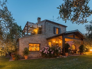 Villa Monticelli – Außenfassade