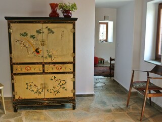 Kalivi Elena, from the kitchen to the living area.