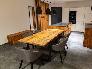 Küche und Essbereich Top 02