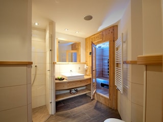 Feldingalm-Hofgastein-Chalet-Badezimmer