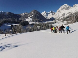 Schneeschuhwanderung mit Gastgeberin Anita