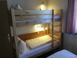 Apartment/1 Schlafraum/Dusche, WC