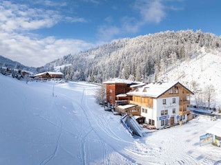 unterreith-winter_aussen_DJI_20241211114203_0349_D