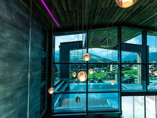 Das_Alpenwelt_Resort_BTS_Shooting_Mitarbeiter_Somm