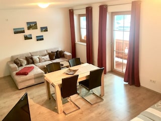DOPPELZIMMER OHNE KÜCHE