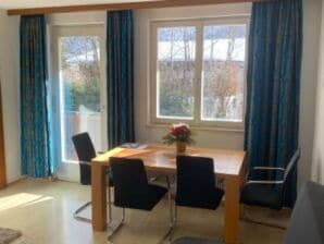 Zweibettzimmer, Bad, WC, Balkon