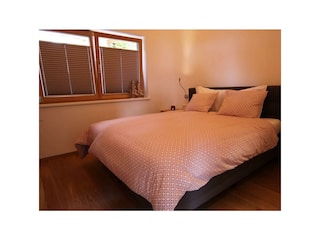 Schlafzimmer 5