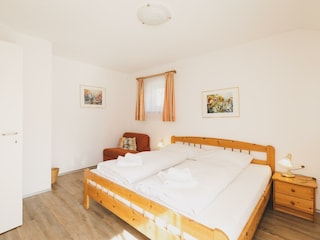 15_chalet_natalie_by_we_rent_bedroom