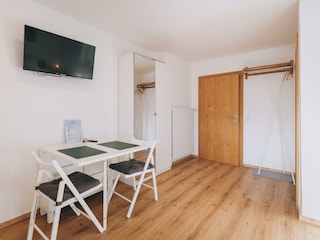 8_Apartments_Haus_Altenberger_studio_living room