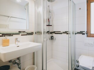 5_Apartments_Haus_Altenberger_Hohe_Tauern_bathroom
