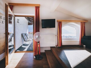 8_Apartments_Haus_Altenberger_Hohe_Tauern_living_r