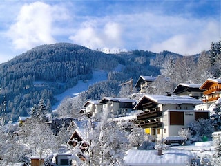 1_Apartments_Haus_Altenberger_winter_front_s_21