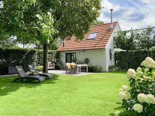 Ferienhaus mit Terrasse und Garten