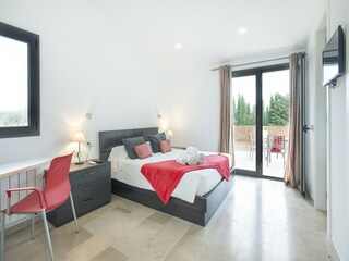 Villa Pollensa Features 25