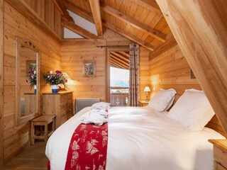 Chalet Huez Features 10