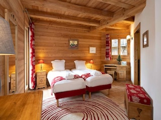 Chalet Huez Features 13