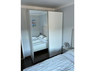 Schrank Schlafzimmer
