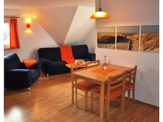 Wohn- und Essbereich