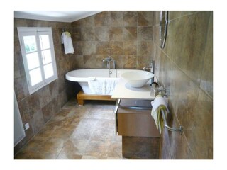 Holiday house Saint-Gilles Features 33