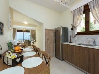 Villa Viran Episkopi Características 29