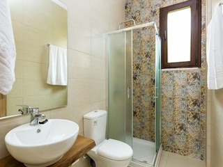 Villa Viran Episkopi Features 25