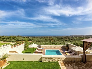 Villa Viran Episkopi Outdoor Recording 16