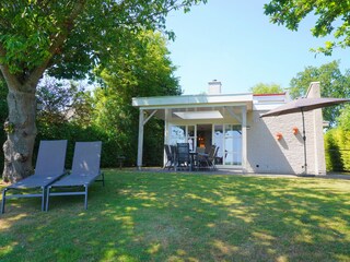 Garten mit viel Grun