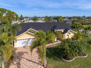 Villa Sunny Breeze in Cape Coral