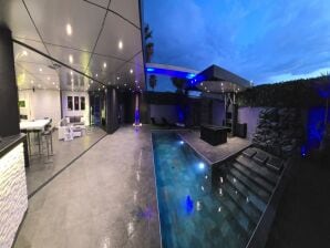 Familienvilla mit Pool in der Nähe von Béziers