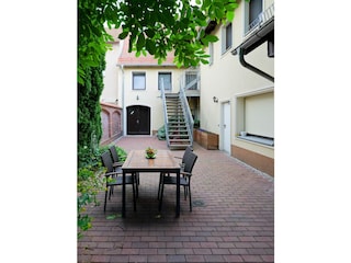 Sitzecke vor der Ferienwohnung