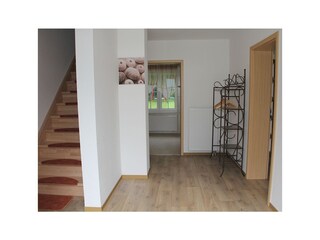 Eingangsbereich mit viel Garderobenplatz